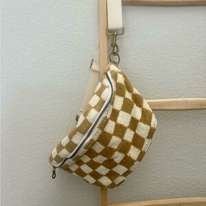 Jenna Bee Ochre and Cream Sling Bag (NWOT)